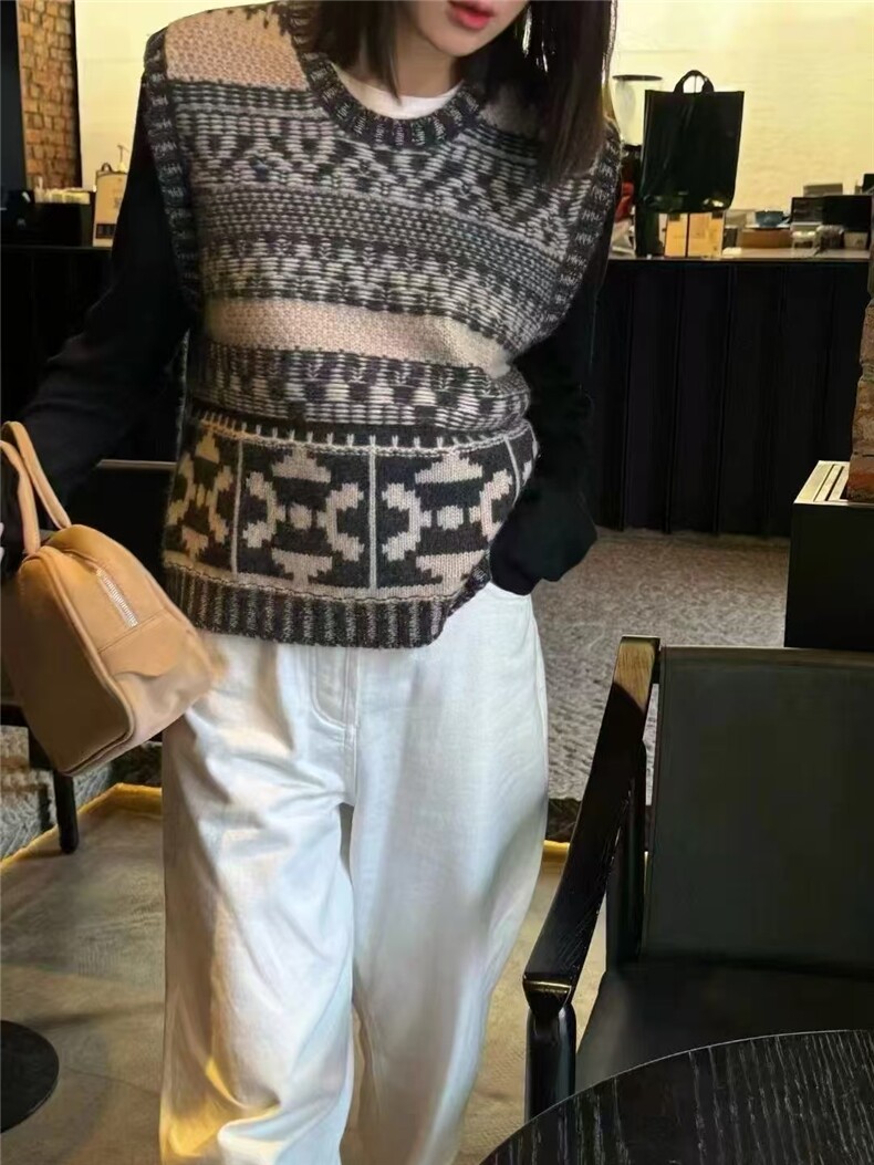 2025年秋季时尚百搭通勤简约休闲提花马甲，女装马甲，暖烁特种纱工厂店