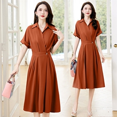 2023年夏季新款时尚气质优雅中长款显瘦连衣裙，女装连衣裙，鑫鑫美