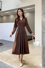 现货2021新款秋装净色连衣裙，女装连衣裙，秀水百合