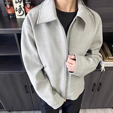 灰色