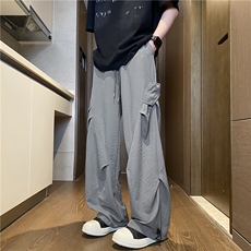 灰色