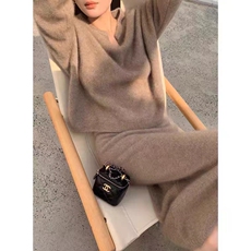 时尚优雅开领毛衣套装显瘦气质女装长裙秋冬必备单品，女装套装/套裙，泰沅羊绒