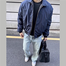藏青色