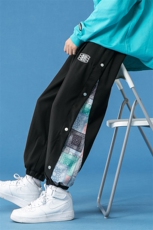 黑色