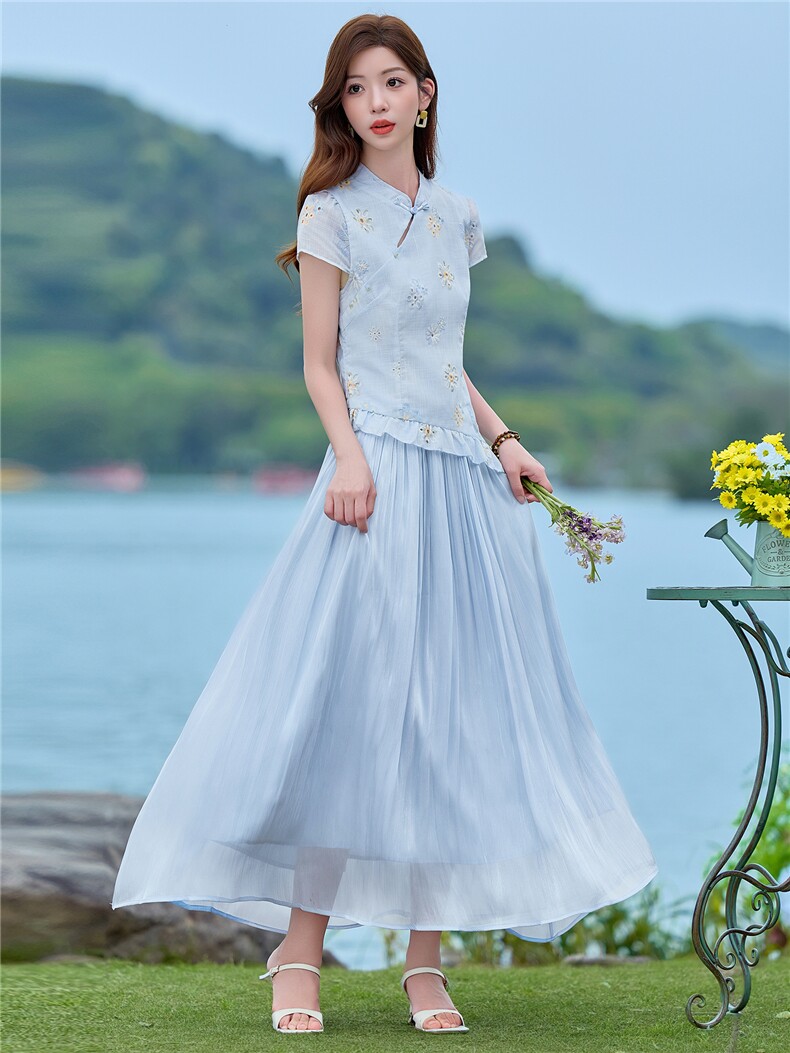 2026年夏季女高级感新中式刺绣花色套裙,女装套装/套裙,贝蕾酷儿