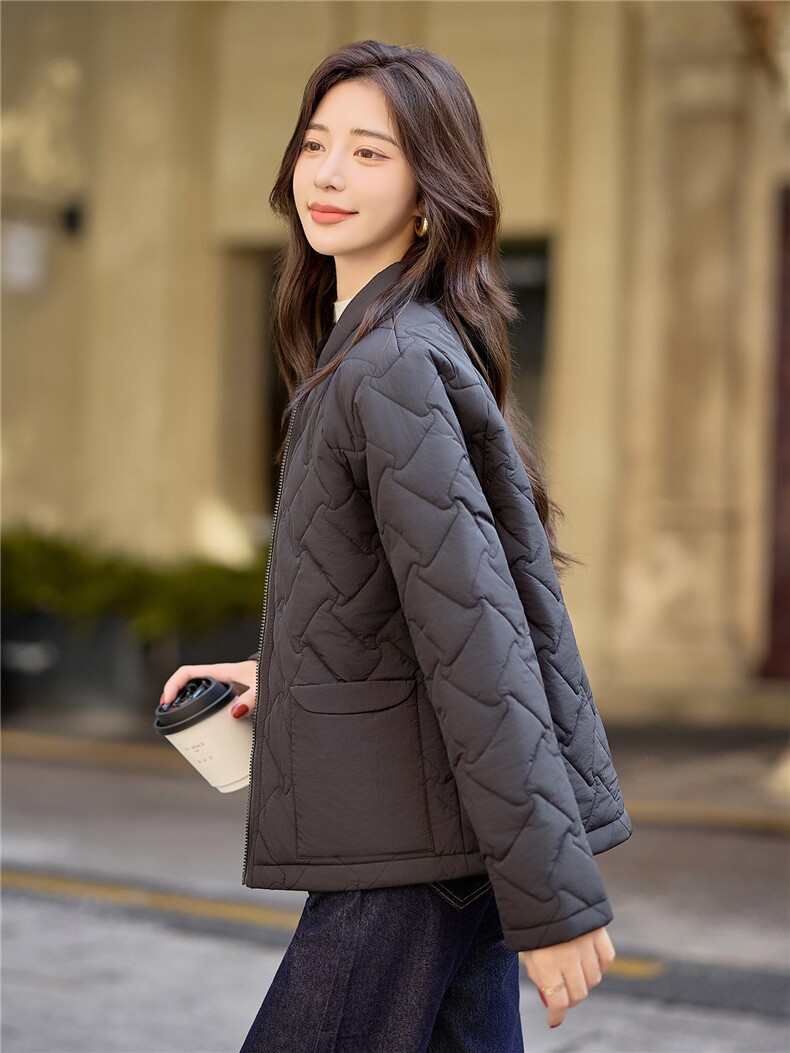 2025年冬季可脱卸两件套休闲连帽短款外套,女装棉衣/棉服,文熹诺
