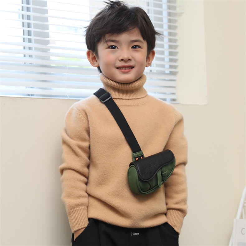 儿童羊毛衫圆领套头男女通用纯色打底衫秋冬，童装儿童羊毛衫，冰晶童装