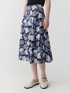 女装2025春季新款抗皱印花布中长半身裙图片