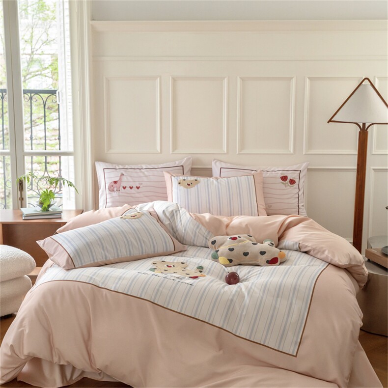 新款缎纹数码印花刺绣款禹果系列四件套，床品套件，一起卖家纺