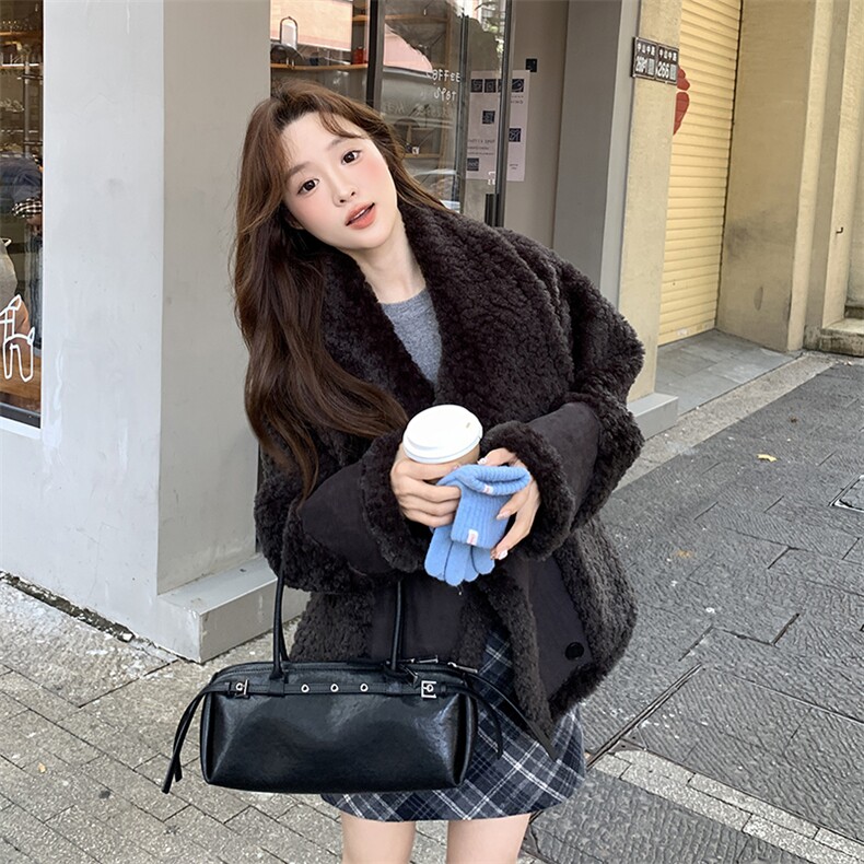 2025冬装新款皮毛一体休闲外套2B082-2252-p210k315,女装短外套,2B082