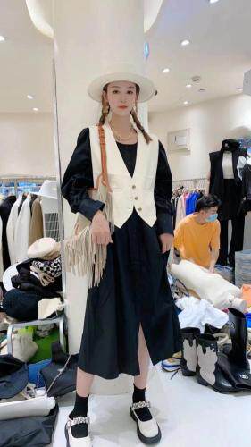 【现货】秋季新款皮马甲两件套连衣裙，女装马夹，1+9