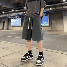 灰色