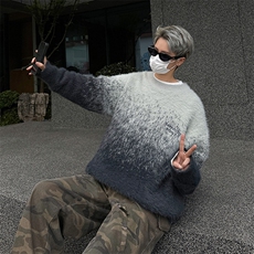 灰色