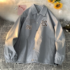 灰色