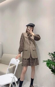 秋季两件套裙图片