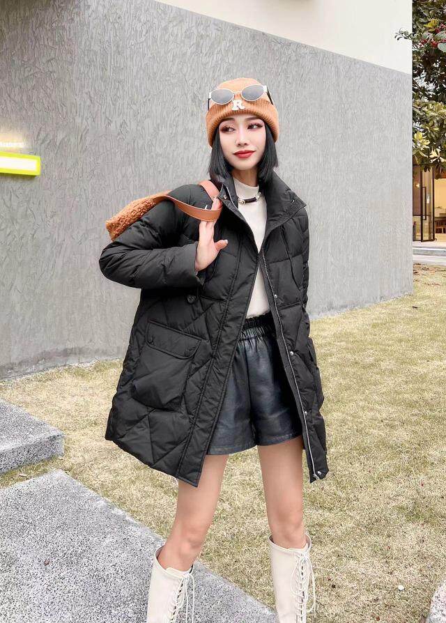 [现货]休闲羽绒服，三色，三码，女装羽绒服，依柏璐(1F)