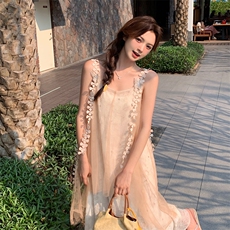 法式海边度假假两件连衣裙女夏季新款显瘦洋气减龄超仙网纱吊带裙，女装连衣裙，2C266