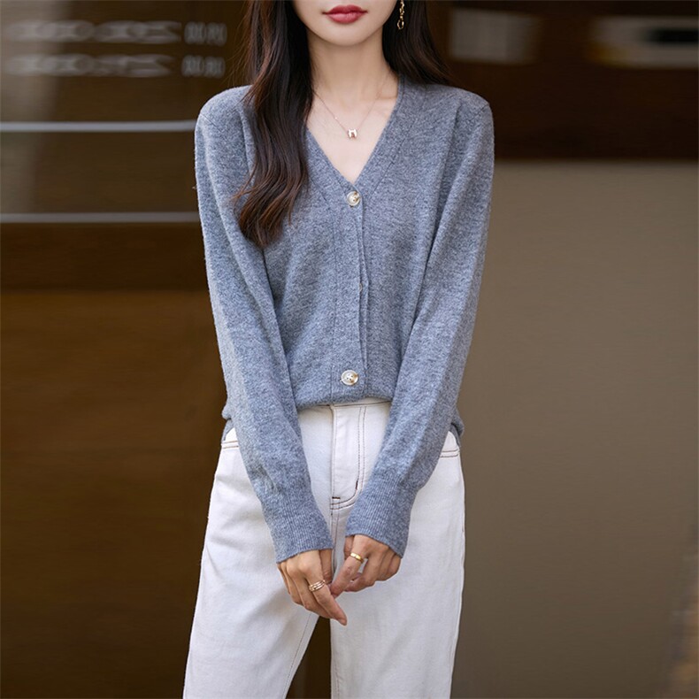 纯色长袖2024年秋季时尚气质百搭简约羊毛针织衫,女装羊毛衫,鹿一羊绒