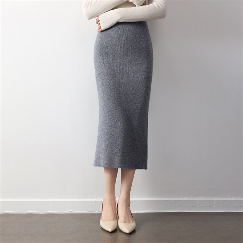 2025年秋季百搭中长款多股加厚后开叉长裙，女装半身裙，举月羊绒