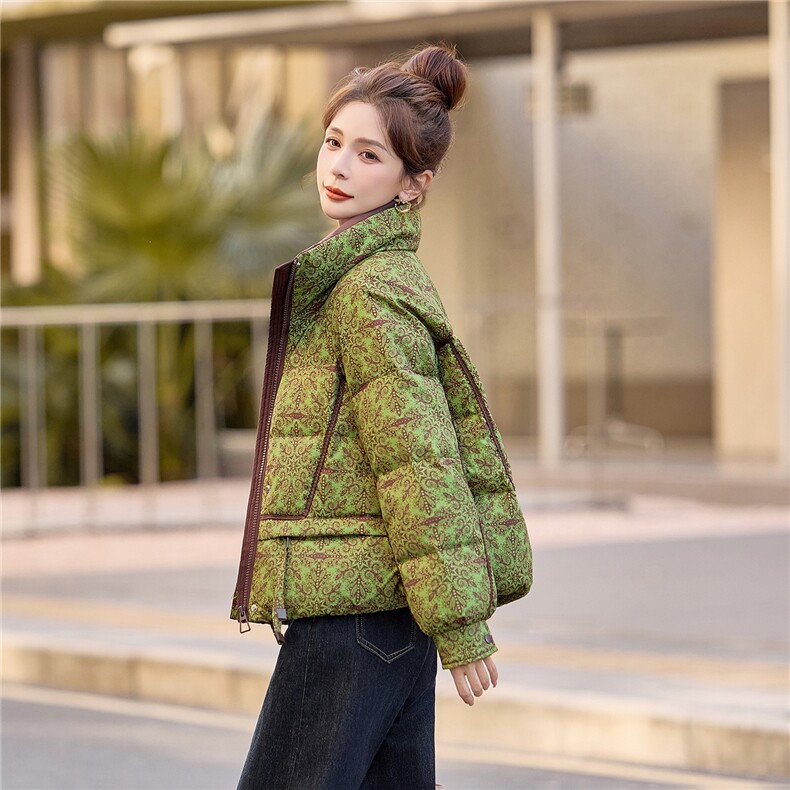 90绒白鸭绒羽绒服女2025冬季新款印花复古优雅加厚保暖,女装羽绒服,余墨