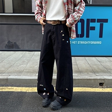 黑色