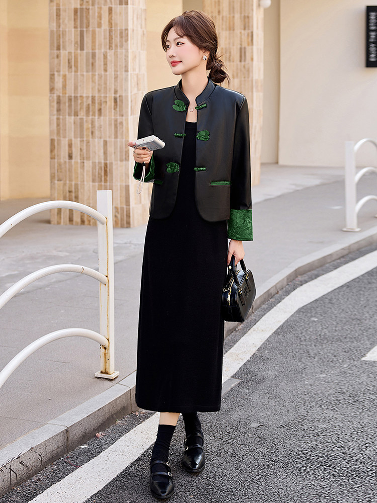 黑色新中式国风盘扣皮衣外套女短款2025春秋新款小个子复古皮夹克,女装连衣裙,依万里