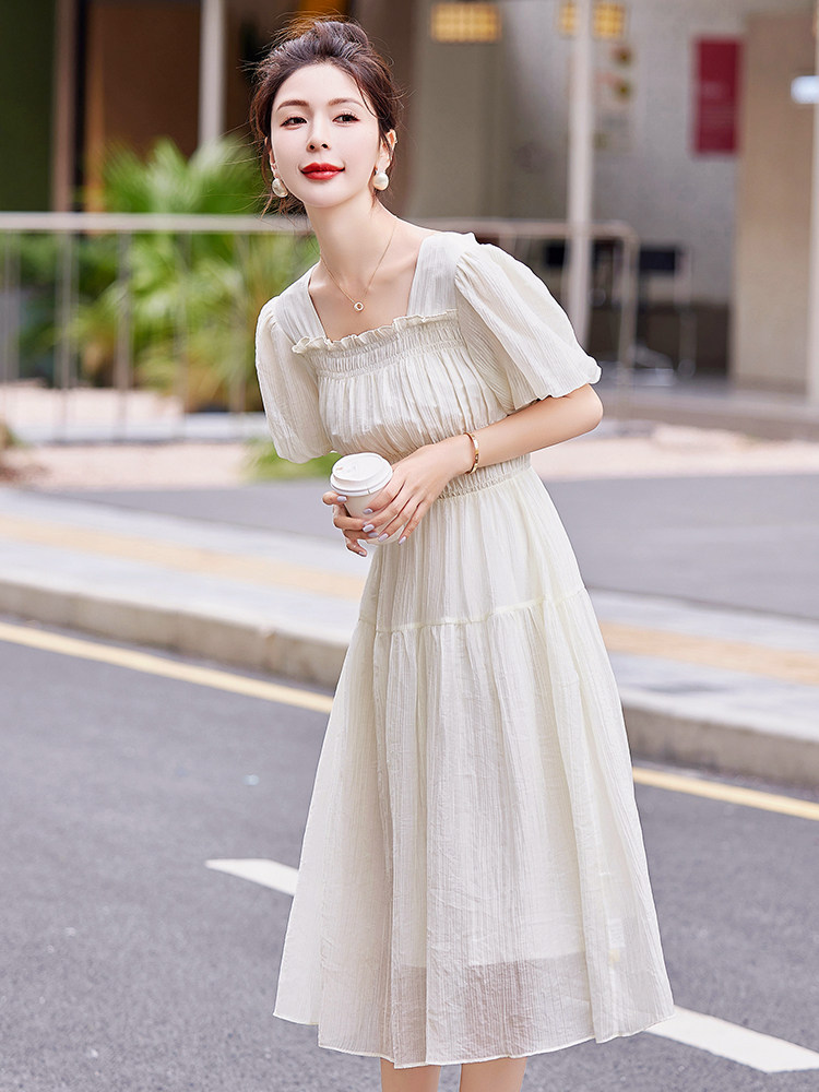 泡泡袖连衣裙2024年夏季新款收腰显瘦中连衣裙子,女装连衣裙,辉之琳