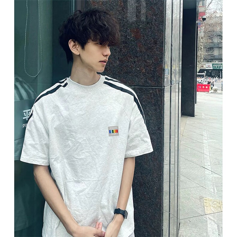 抖音得物品质二开240克宽松纯棉美式潮牌印花三条杠中性风短袖T恤,男装T恤,电商A486-1