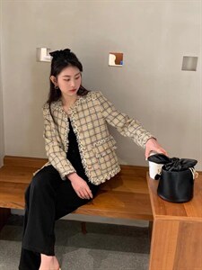 2022春装，深度服饰小香风上衣图片