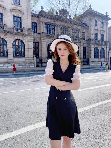 【现货】韩版显瘦连衣裙，女装连衣裙，艾丹迪蔓