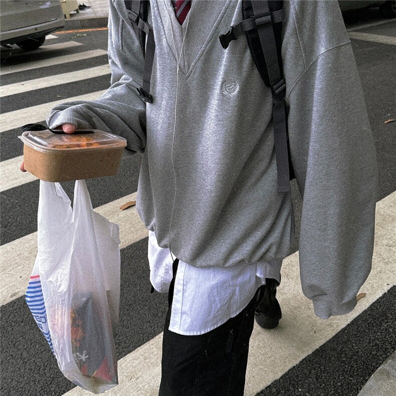 港风秋款男V领卫衣刺绣宽松休闲外套wy0111P50,女装短外套,星座1013-1