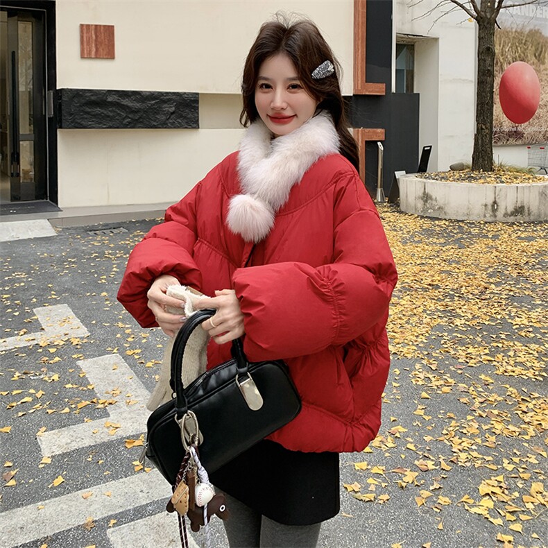 主推现货圣诞过年红真狐狸围脖2C2369012P285K388,女装羽绒服,2C236