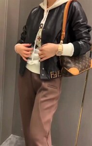 2021秋季新款棒球领黑色皮夹克短款外套潮女装图片