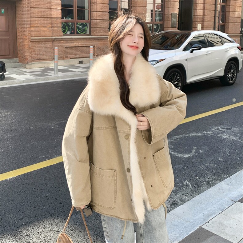 卡其色工装风派克羽绒服女冬季新款韩系宽松小个子90白鸭绒外套,女装羽绒服,2B188