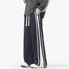 藏青色