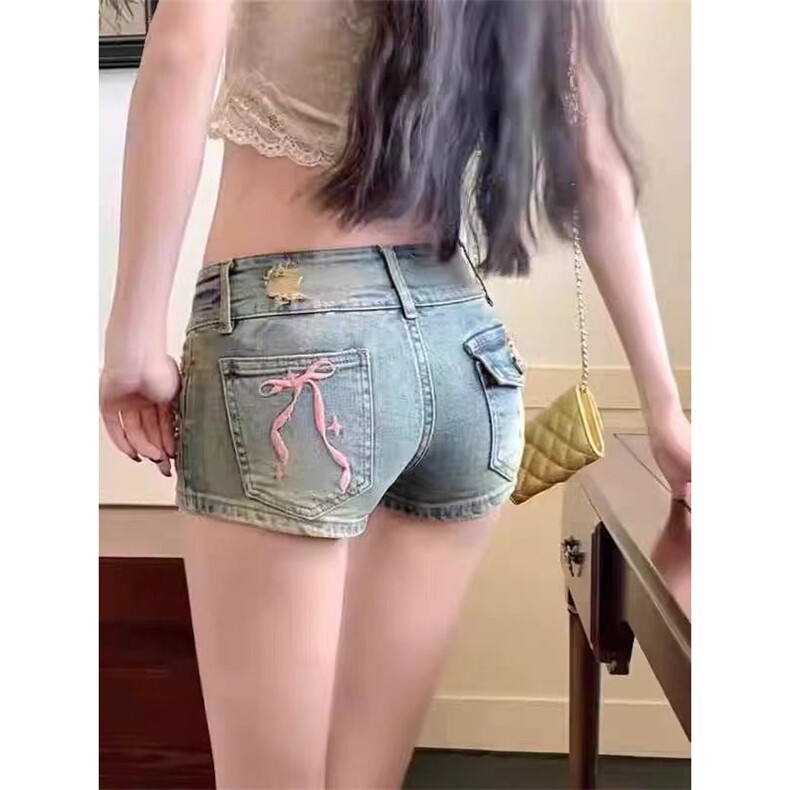 美式辣妹蝴蝶结刺绣牛仔裤做旧复古性感百搭磨破直筒显瘦短裤热裤图片