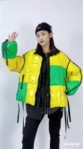 羽绒服火热进行中图片