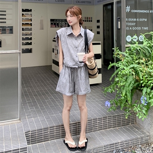 2025夏季新款韩版时尚气质百搭显瘦无袖马甲高腰短裤两件套女套装图片