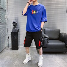 蓝色