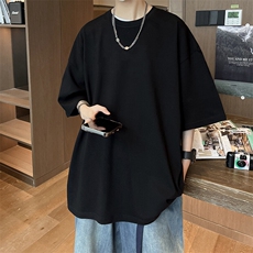 黑色
