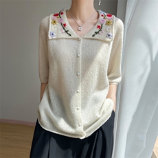 2025年秋季落肩袖长袖单件翻领单排扣丝羊绒钩花短袖开衫，女装针织衫/毛衣，多娇羊绒