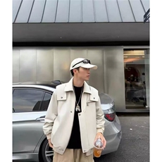 卡其色