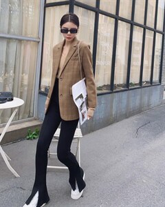 拼皮腰带款羊毛西服外套图片