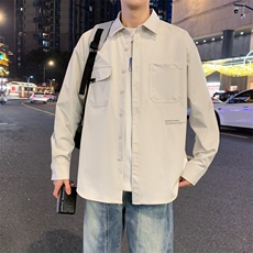 米白色