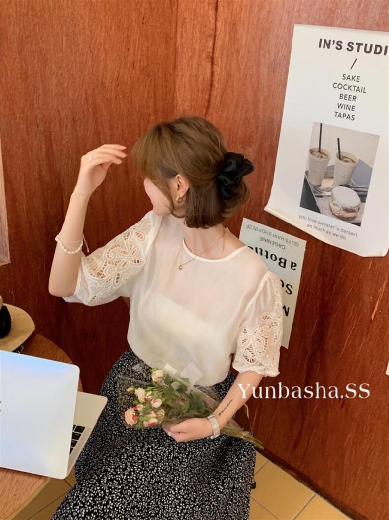 2022韵芭莎夏季新款镂空刺绣上衣，其它，韵芭莎