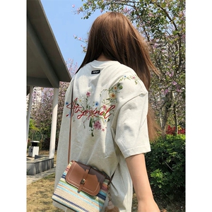 万针全刺绣工艺抖音得物高品质260克重磅纯棉双纱美式高街短袖T恤图片