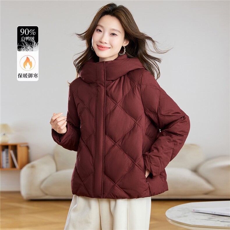 （现货）2025年冬季短款90白鸭绒羽绒服，女装羽绒服，深妍伊美