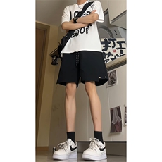 黑色