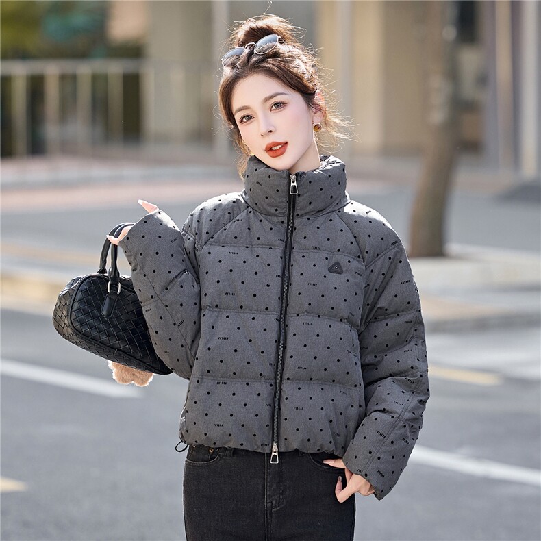 冬装新款时尚波点休闲加厚面包服90白鸭绒短款羽绒服,女装羽绒服,姿衣坊
