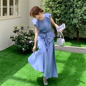 蓝色法式休闲套装裙女2025新款夏日绝美气质无袖上衣半身裙两件套图片